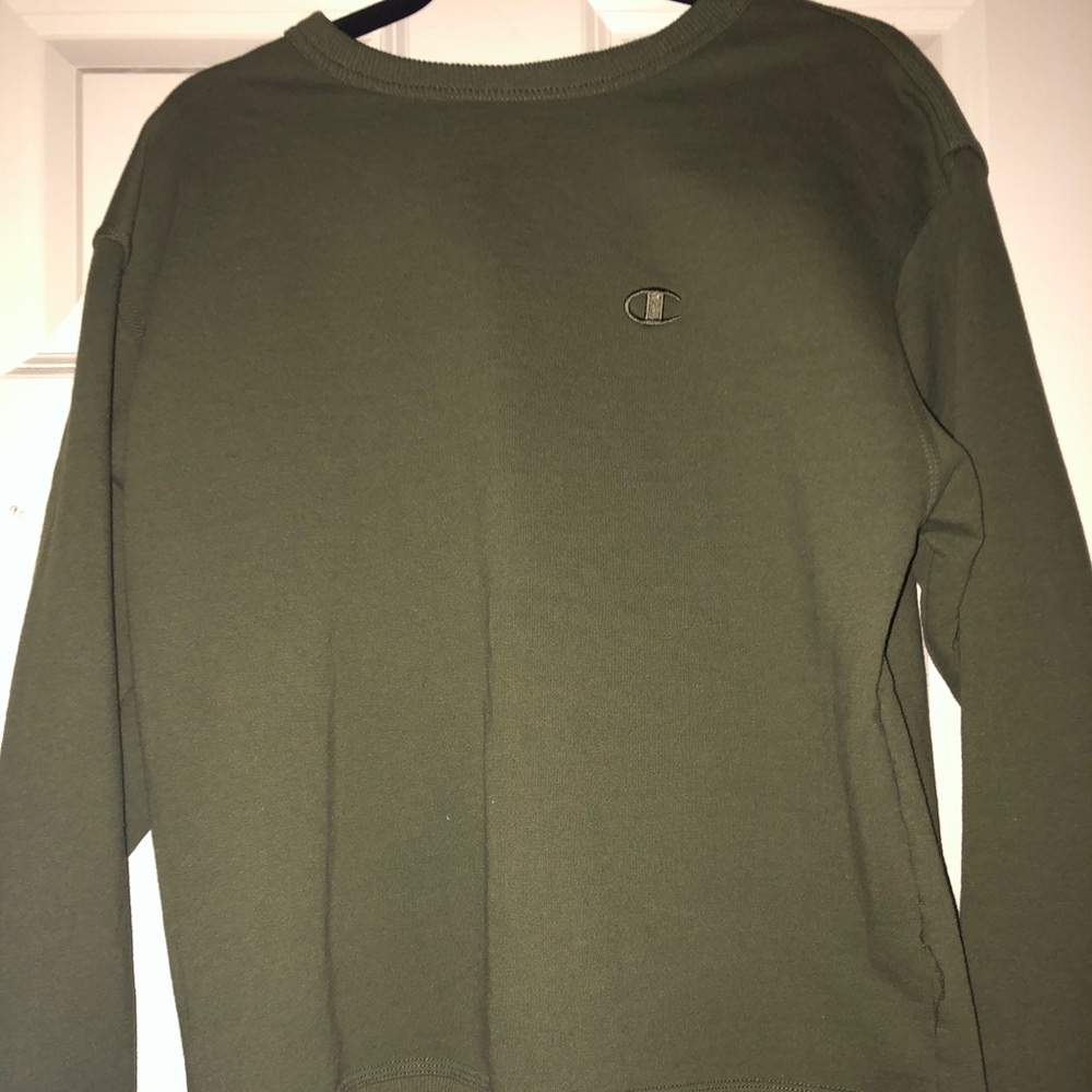 ✅VINTAGE Military Green Champion Sweater✅